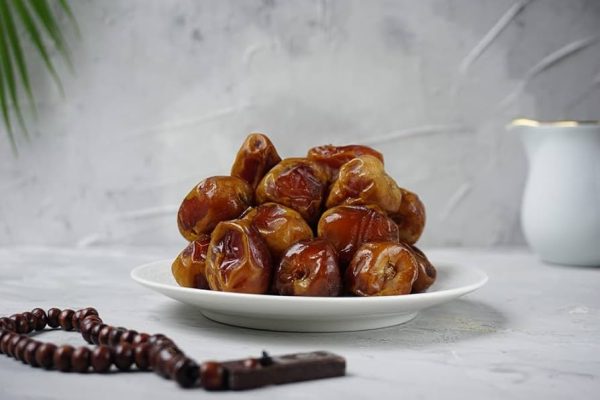 Sukkari Mufattal Malaki Dates 1kg - Image 2